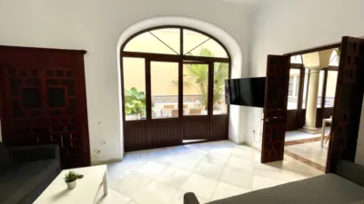 House in the Centre photo 11