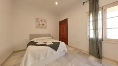 House in the Centre photo 31
