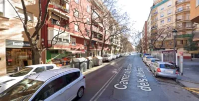 Apartment on Carrer de Fontanars dels Alforins, 48 photo 9