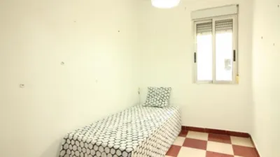 Apartment on Carrer de Fontanars dels Alforins, 48 photo 5