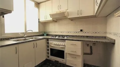 Apartment on Carrer de Fontanars dels Alforins, 48 photo 3
