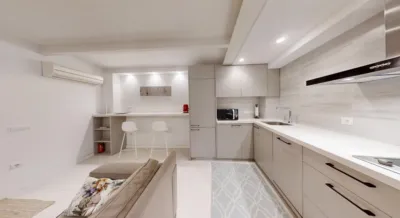 Loft-style apartment on Calle de Trinitarios photo 4