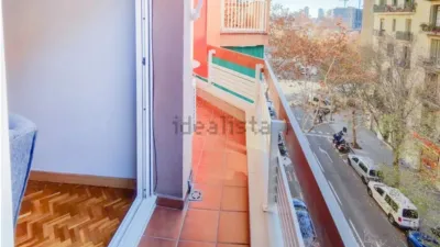 Flat on Carrer del Dos de Maig photo 5
