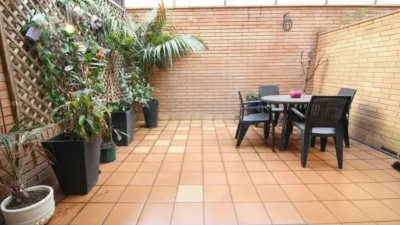Chalet adosado en Carrer de la Tramuntana photo 3
