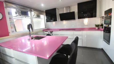 Apartment on Avinguda de Rio de Janeiro photo 5