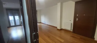 Piso en alquiler en Calle de José Pardo Sastrón, 3, Casco Antiguo (Zaragoza Capital) de 890 €<span>/mes</span>