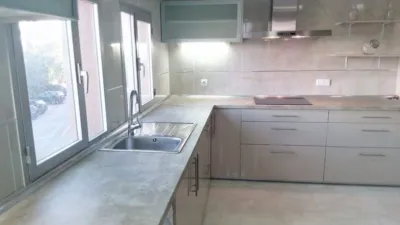 Apartment on Carrer de Joan Maragall photo 10
