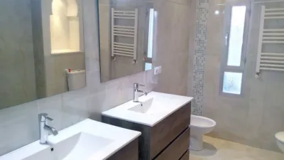 Apartment on Carrer de Joan Maragall photo 26