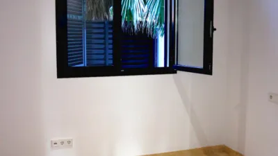 Piso en alquiler en Carrer Illa de Xipre, El Coll d'en Rabassa (Distrito Platja de Palma. Palma de Mallorca) de 3.100 €<span>/mes</span>