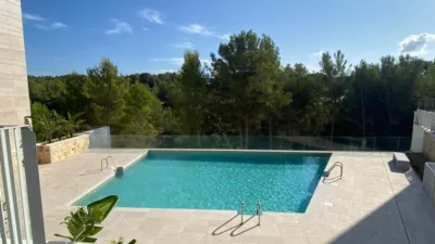 Piso en alquiler en Calle Margalida Jofre, La Teulera (Distrito Ponent. Palma de Mallorca) de 2.800 €<span>/mes</span>