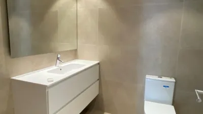 Piso en alquiler en Calle Margalida Jofre, La Teulera (Distrito Ponent. Palma de Mallorca) de 2.800 €<span>/mes</span>