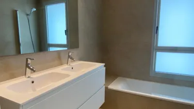 Piso en alquiler en Calle Margalida Jofre, La Teulera (Distrito Ponent. Palma de Mallorca) de 3.100 €<span>/mes</span>