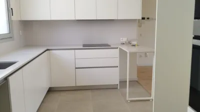 Piso en alquiler en Calle Margalida Jofre, La Teulera (Distrito Ponent. Palma de Mallorca) de 3.100 €<span>/mes</span>