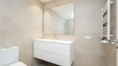 Piso en alquiler en Calle Margalida Jofre, Número 1, La Teulera (Distrito Ponent. Palma de Mallorca) de 2.800 €<span>/mes</span>