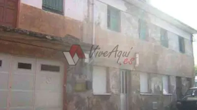 Nave comercial en venta en Parcela Industrial Para Equipamientos, Con 2 Casas y 2 Naves., Granda-Tiñana-Hevia (Siero) de 160.000 €