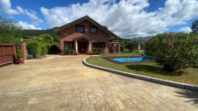 Semi-detached chalet on Puente Street photo 4