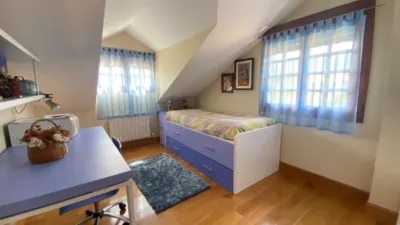 Semi-detached chalet on Puente Street photo 18