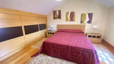 Semi-detached chalet on Puente Street photo 29