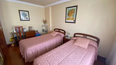 Semi-detached chalet on Chinchapapa Street photo 45