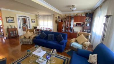 Semi-detached chalet on Chinchapapa Street photo 23