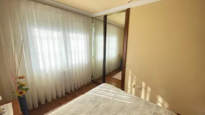 Semi-detached chalet on Chinchapapa Street photo 38