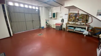 Semi-detached chalet on Chinchapapa Street photo 31