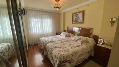 Semi-detached chalet on Chinchapapa Street photo 34