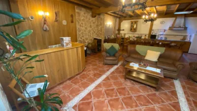 Semi-detached chalet on Chinchapapa Street photo 56
