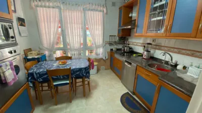 Semi-detached chalet on Chinchapapa Street photo 25