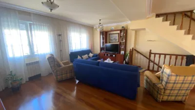 Semi-detached chalet on Chinchapapa Street photo 22