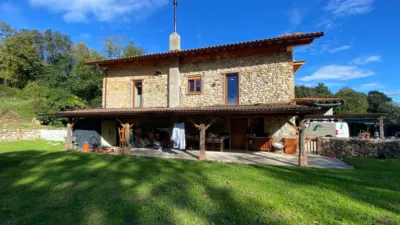 Chalet unifamiliar en calle Samano photo 6