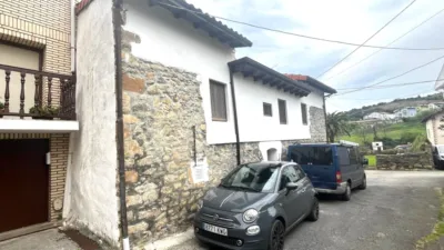 Semi-detached chalet in Barrio Ontón photo 2
