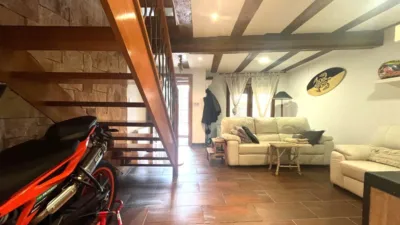 Semi-detached chalet in Barrio Ontón photo 9