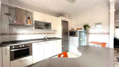 Chalet adosado en venta en Calle Cerrillo Sámano, Sámano (Castro Urdiales) de 405.000 €