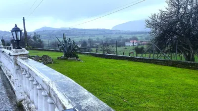 Single-family house on Calle Samano photo 11
