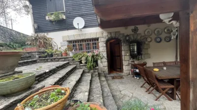 Chalet unifamiliar en venta en Calle Brazomar, Brazomar (Castro Urdiales) de 575.000 €