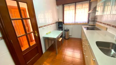 Semi-detached chalet on Monte Cerredo Street photo 8