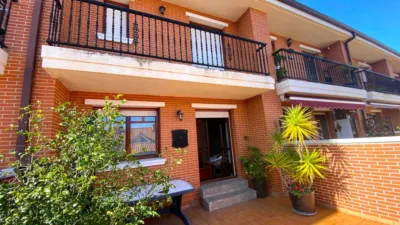 Semi-detached chalet on Monte Cerredo Street photo 58