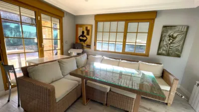 Chalet unifamiliar en venta en Calle Samano - Vista 6