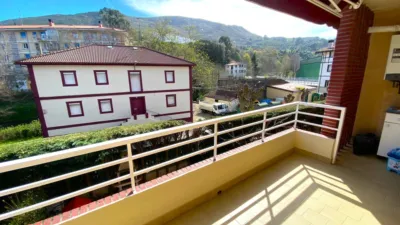Duplex on Mioño Street photo 17