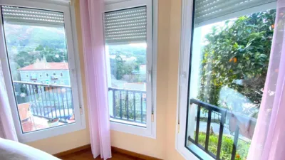 Semi-detached chalet on Mioño Street photo 7