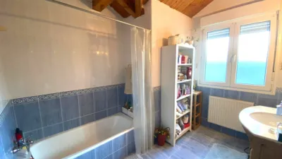 Semi-detached chalet on Mioño Street photo 28