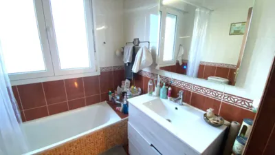 Semi-detached chalet on Mioño Street photo 24