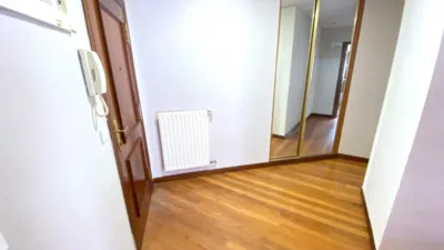 Apartment on Leonardo Rucabado Street photo 3