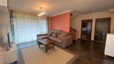 Chalet pareado en calle Islares photo 5