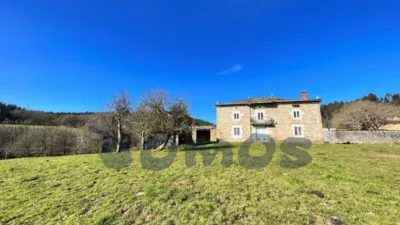 Single-family home on Castelo Street photo 4