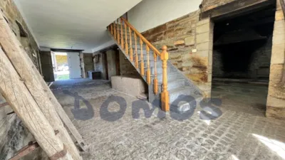 Single-family home on Castelo Street photo 9