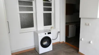 Apartment on the 2nd floor in Pamplona's Ensanche. photo 14