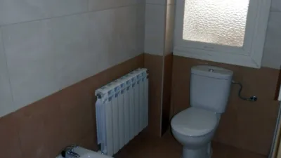 Apartment on the 2nd floor in Pamplona's Ensanche. photo 9