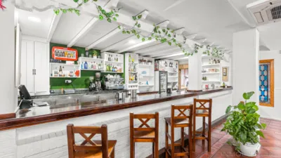Local comercial en venta en Camino de Purchil, Camino de Ronda (Distrito Ronda. Granada Capital) de 750.000 €